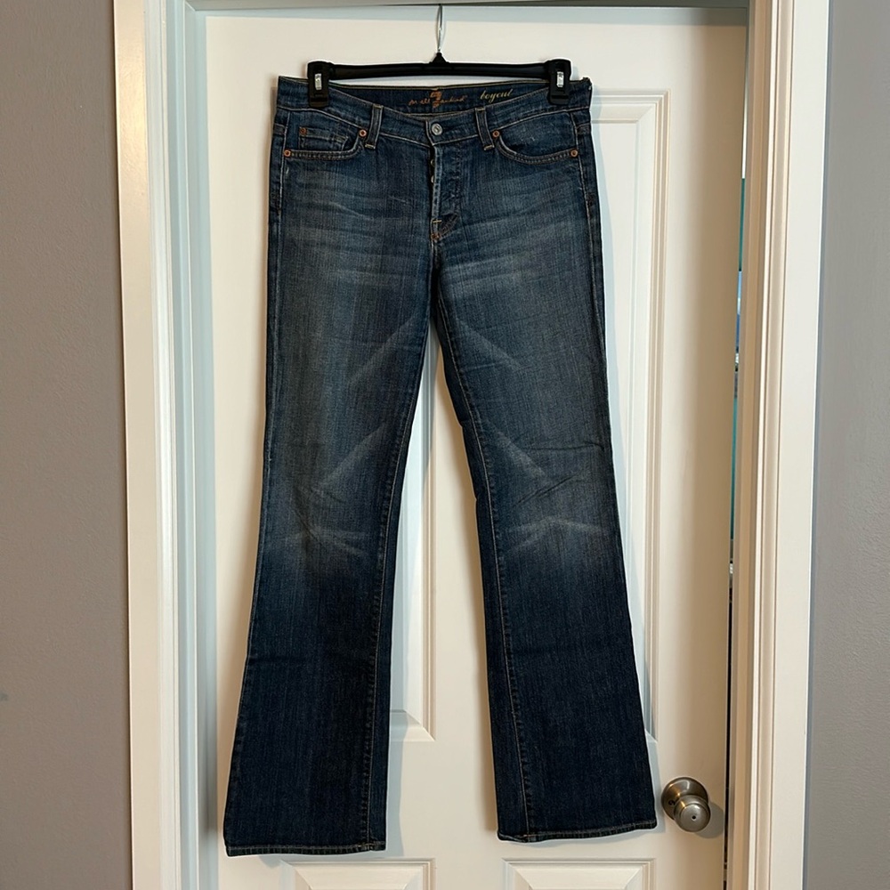 Seven for all mankind jeans, boycut. Button fly. Size 29. Bootcut.